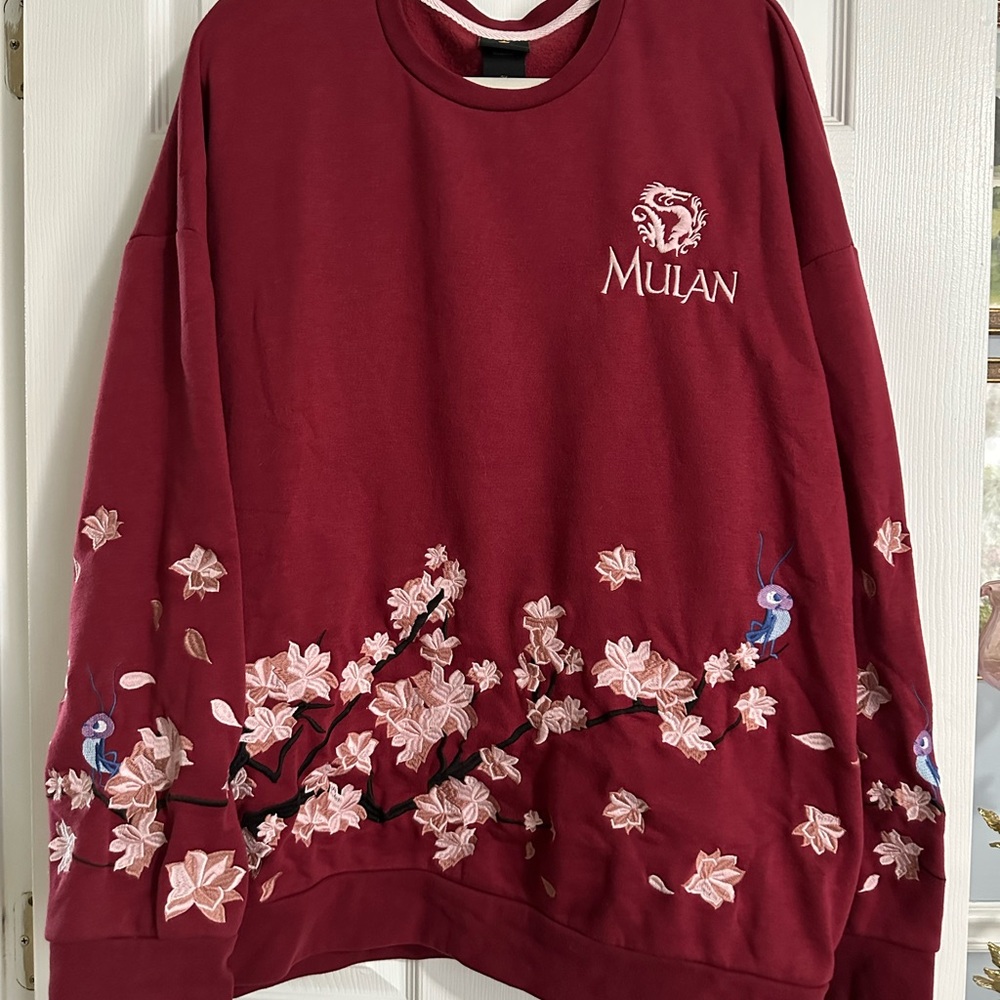 BoxLunch Disney Princess Collection - Embroidered Mulan crewneck 2X